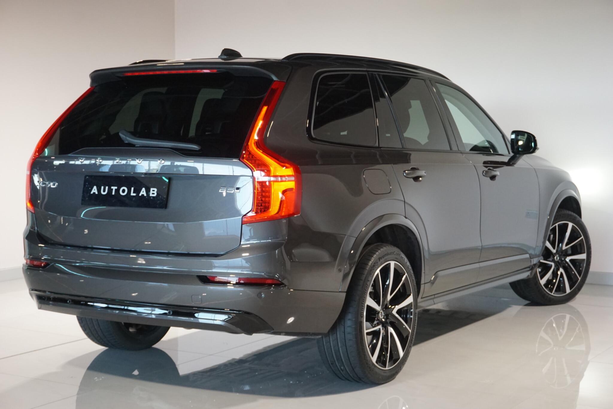 Volvo XC90 2.0 B5 MHEV Plus Edition SUV 5dr Petrol Hybrid Auto 4WD Euro 6 (s/s) (250 ps)